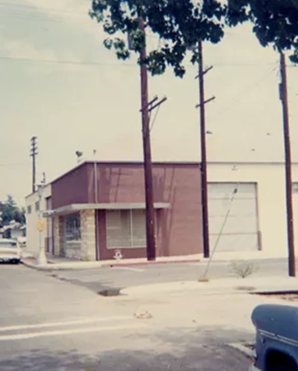 Dari Toko Pinggir Jalan ke Brand Dunia: Kisah Vans yang Digagas Anak Muda